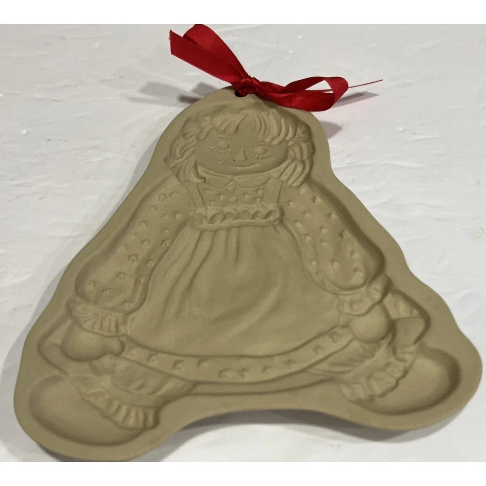 Vintage 1985 Brown Bag Cookie Art Stoneware Raggedy Ann Mold